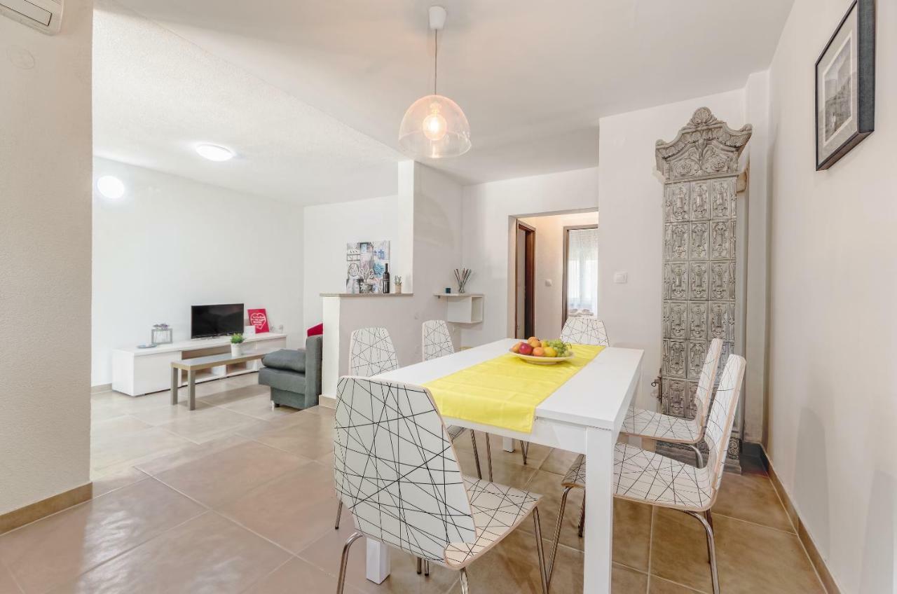 Apartmán Apartman Inga Pula Exteriér fotografie